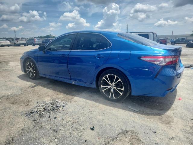  TOYOTA CAMRY 2018 Granatowy
