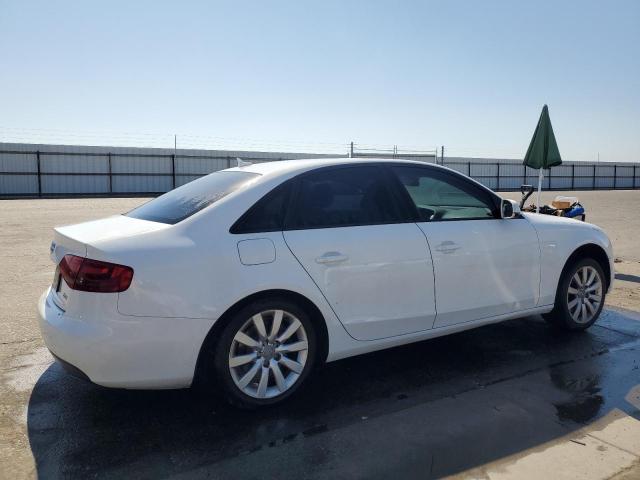 Sedans AUDI A4 2012 White
