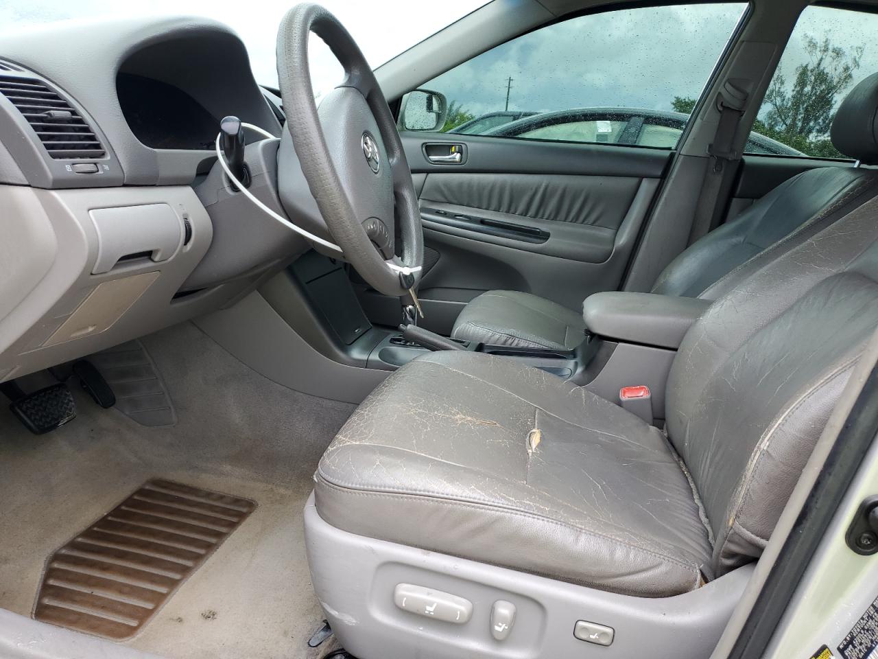 2005 Toyota Camry Le VIN: 4T1BE32K25U629569 Lot: 64423285