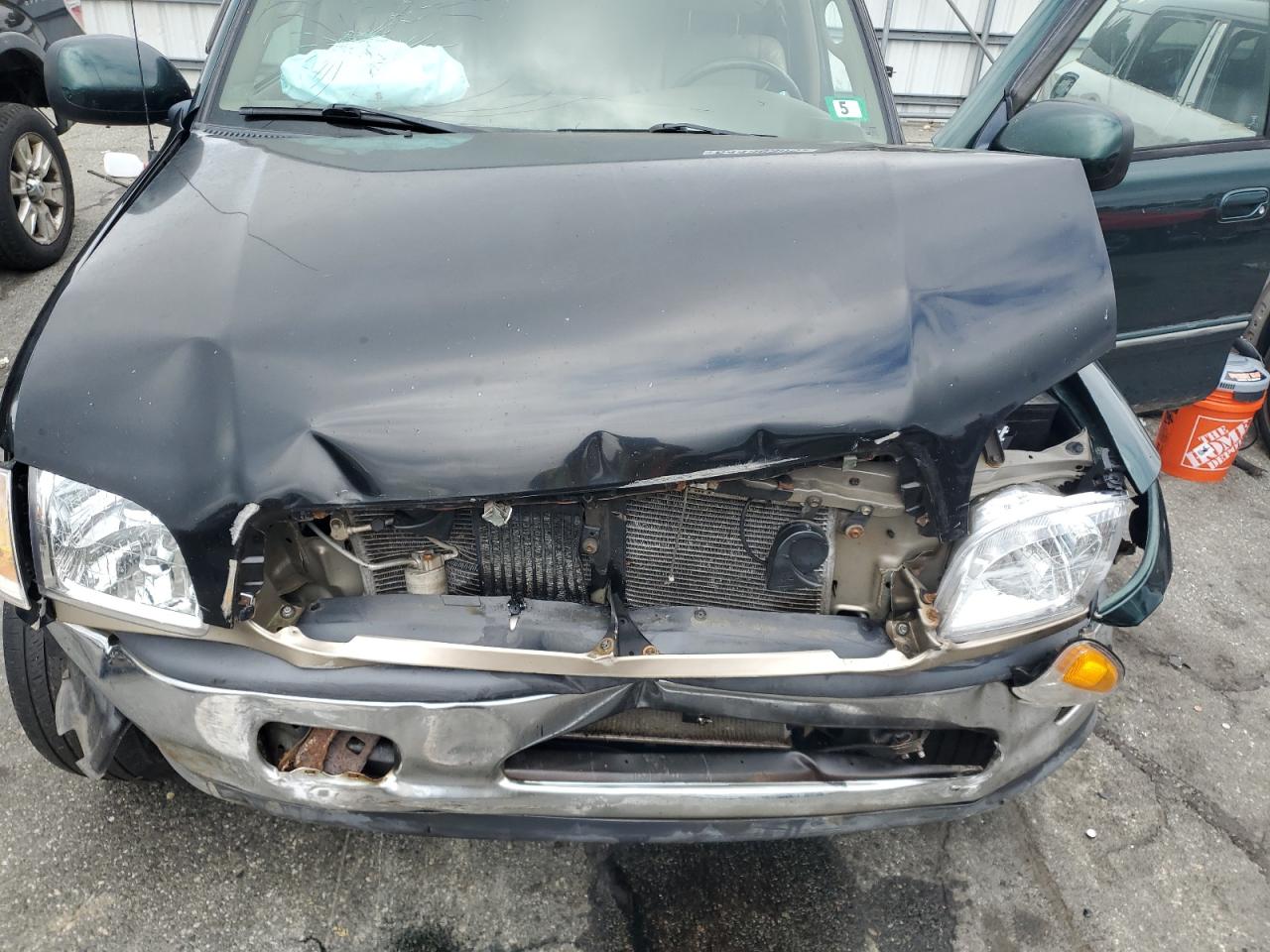 2002 Toyota Tundra Access Cab Limited VIN: 5TBBT48102S230604 Lot: 64438305