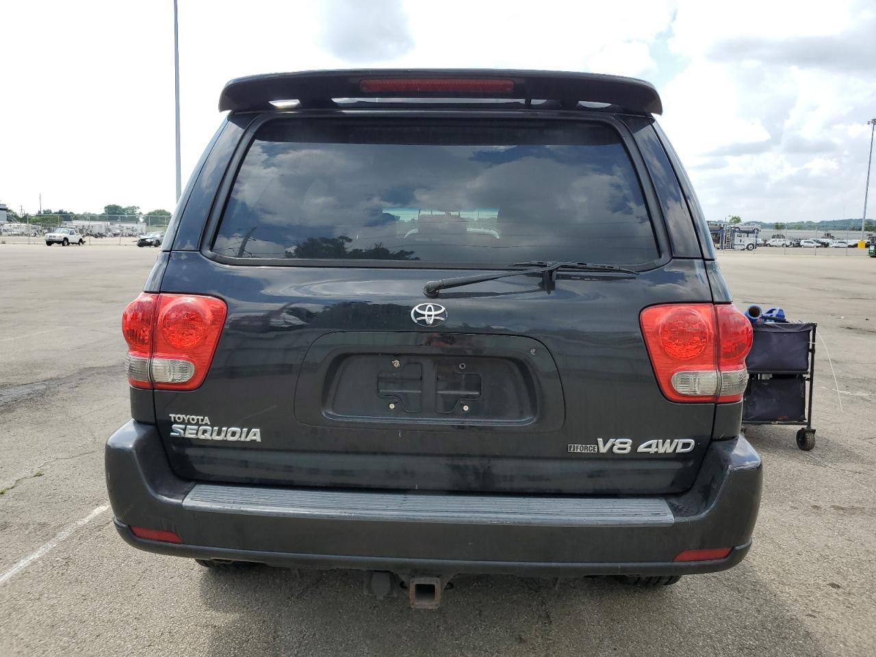 2004 Toyota Sequoia Limited VIN: 5TDBT48AX6S260741 Lot: 61037475