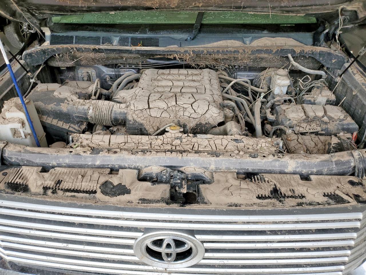 2017 Toyota Tundra Crewmax Limited VIN: 5TFFW5F18HX227428 Lot: 64666715