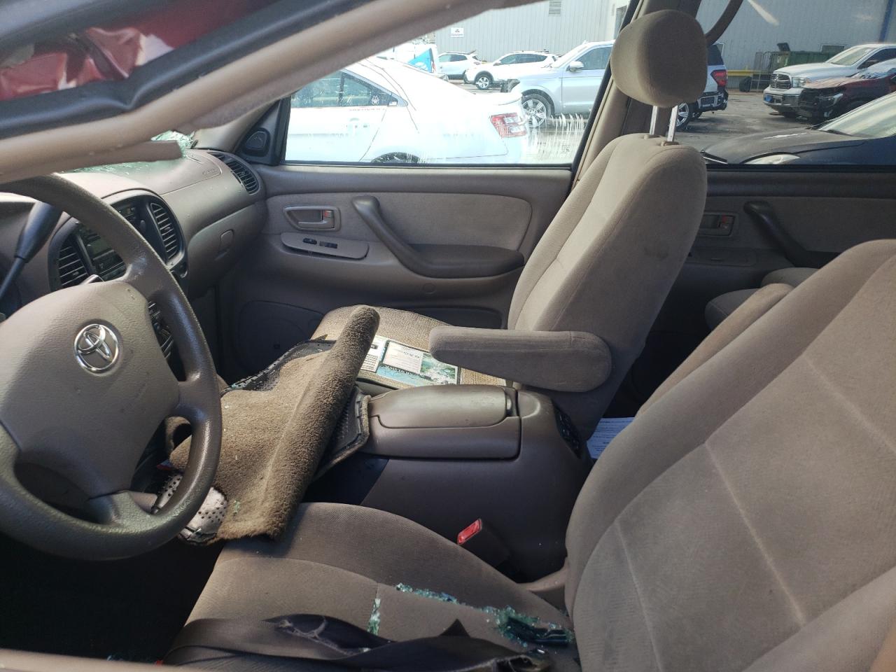2004 Toyota Sequoia Sr5 VIN: 5TDZT34A54S225388 Lot: 63428425