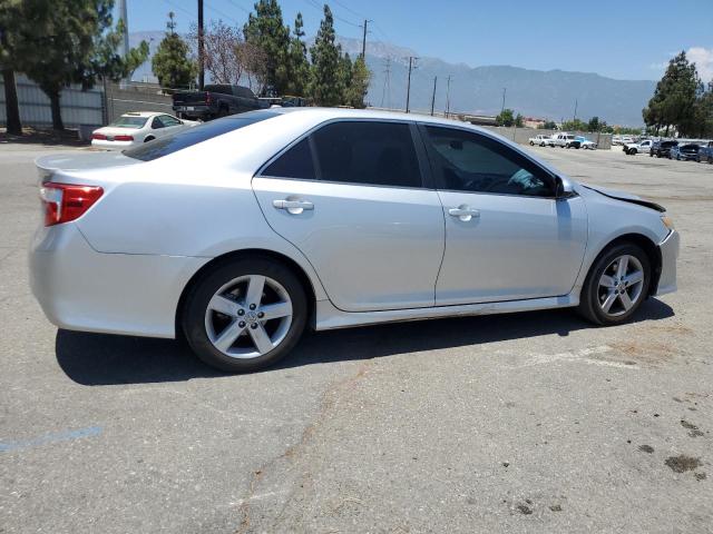  TOYOTA CAMRY 2012 Srebrny