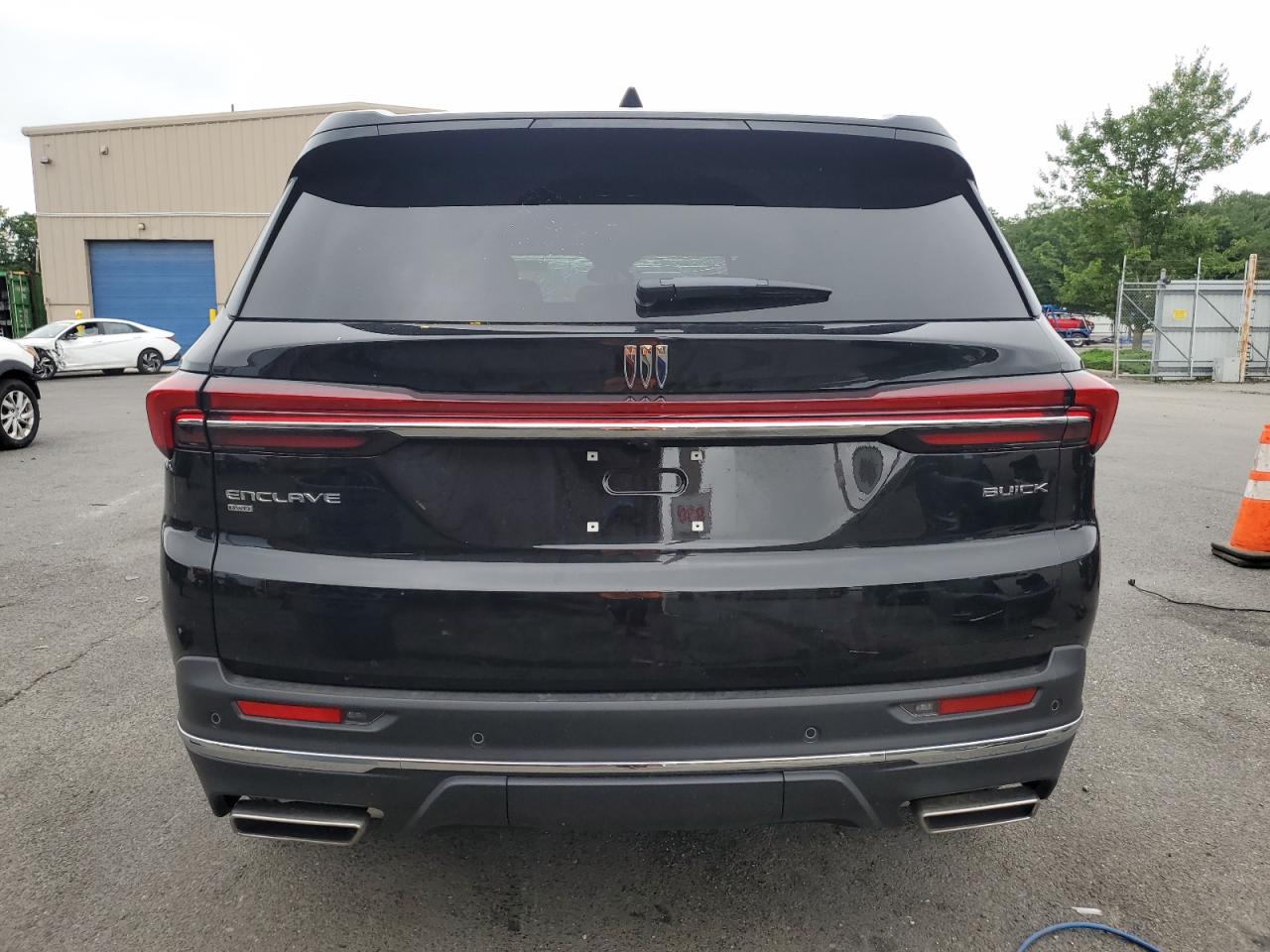 2025 Buick Enclave Preferred VIN: 5GAEVARS3SJ282361 Lot: 63680535