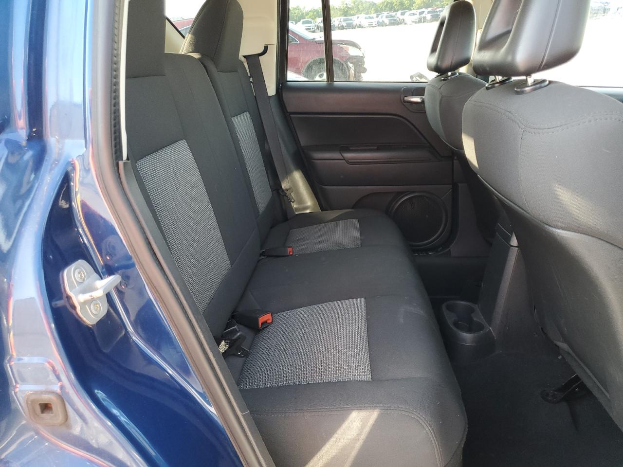 2009 Jeep Compass Sport VIN: 1J4FT47AX9D124493 Lot: 63558905