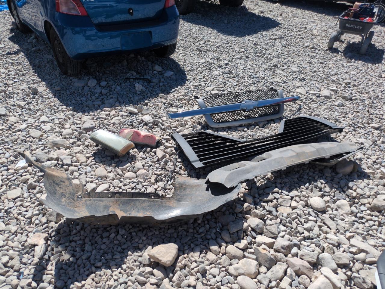 2004 Chevrolet Silverado C2500 Heavy Duty VIN: 1GCHC29214E394403 Lot: 66186185