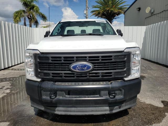  FORD F250 2024 Белы