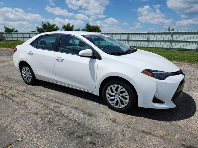  TOYOTA COROLLA 2017 Biały