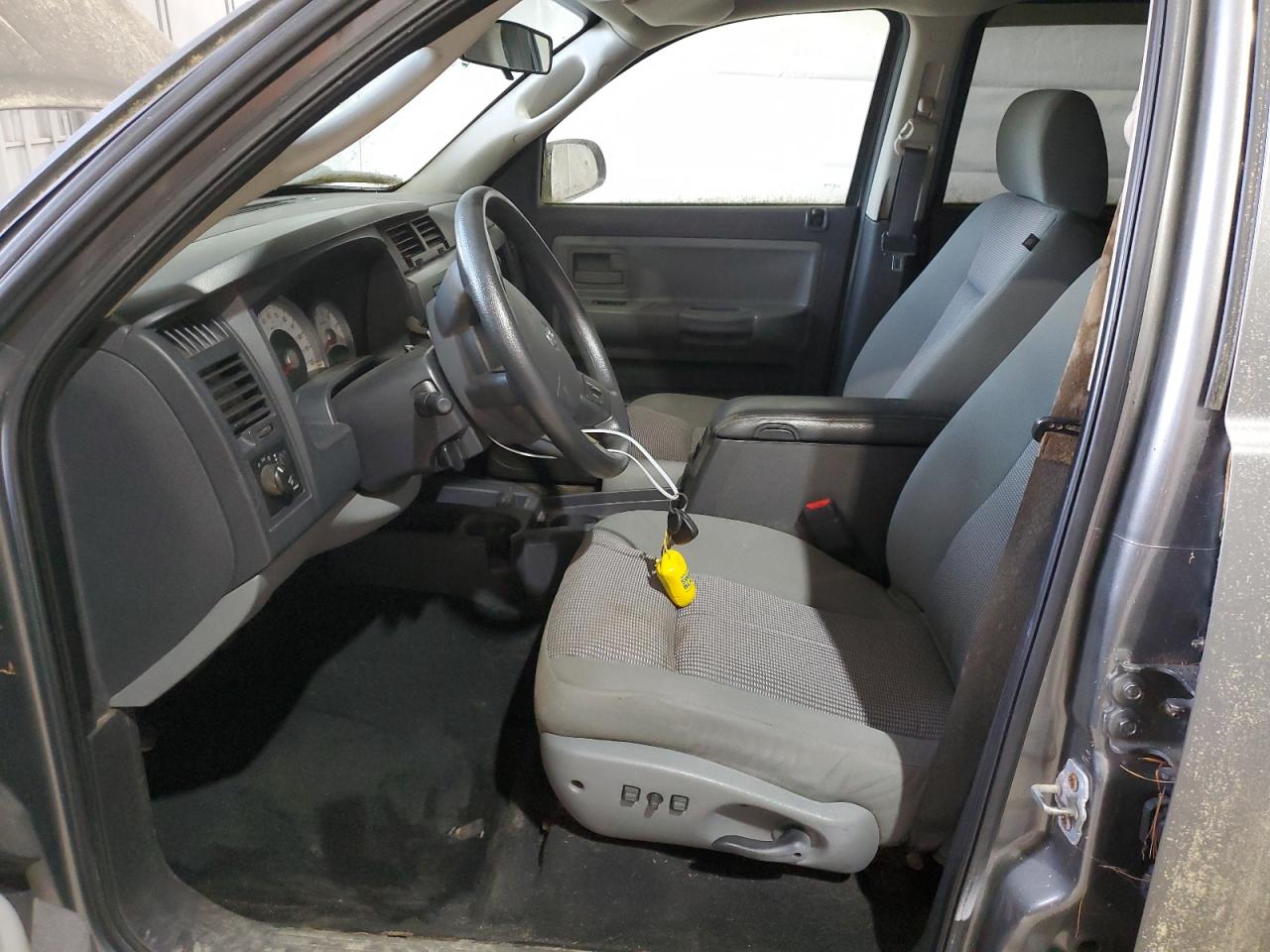 2008 Dodge Dakota Quad Slt VIN: 1D7HW48K28S521144 Lot: 63242735