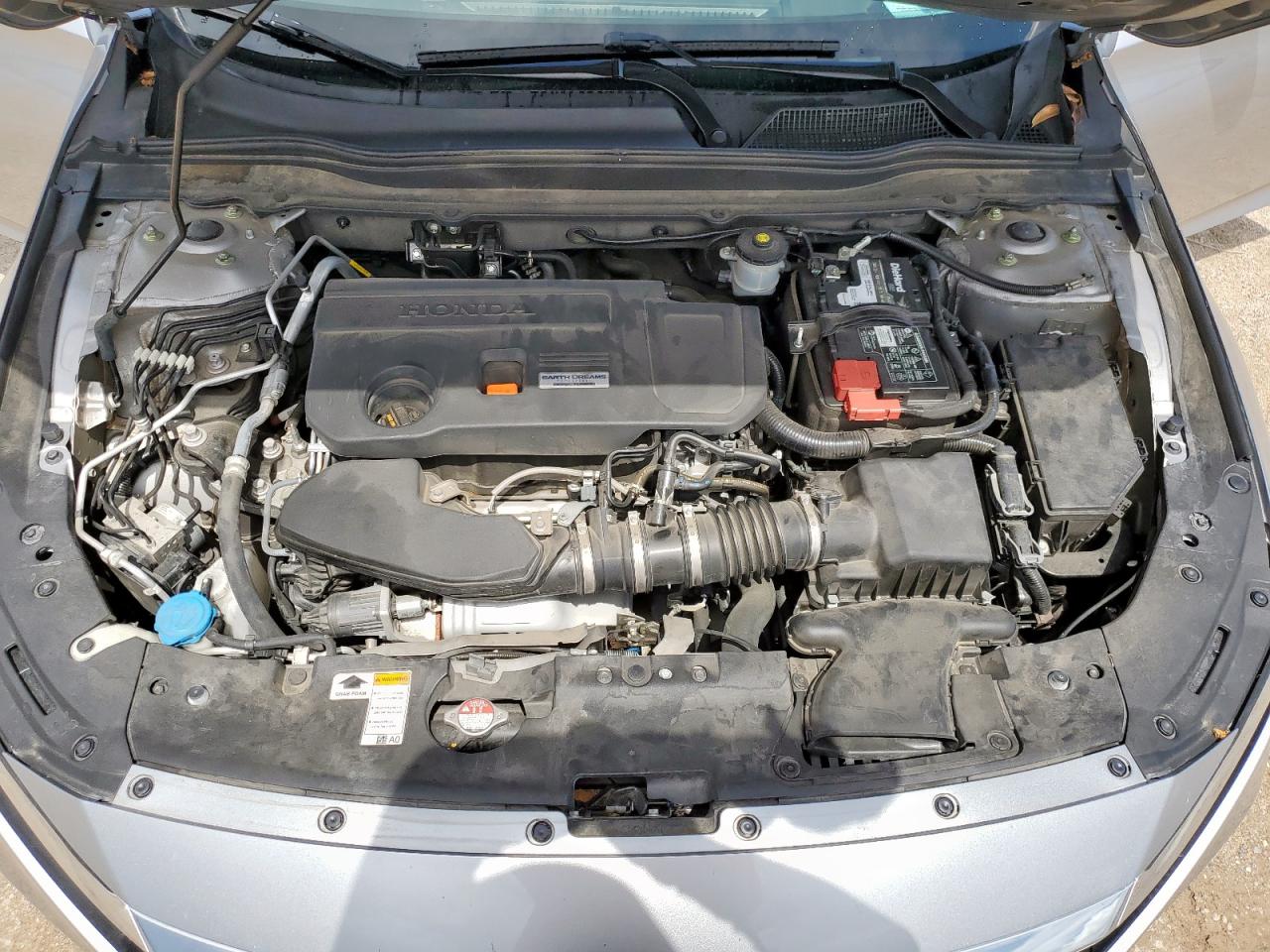 VIN: 1HGCV2F97JA043974 2018 HONDA ACCORD