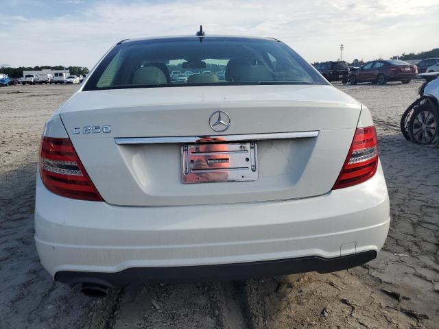  MERCEDES-BENZ C-CLASS 2012 Белы
