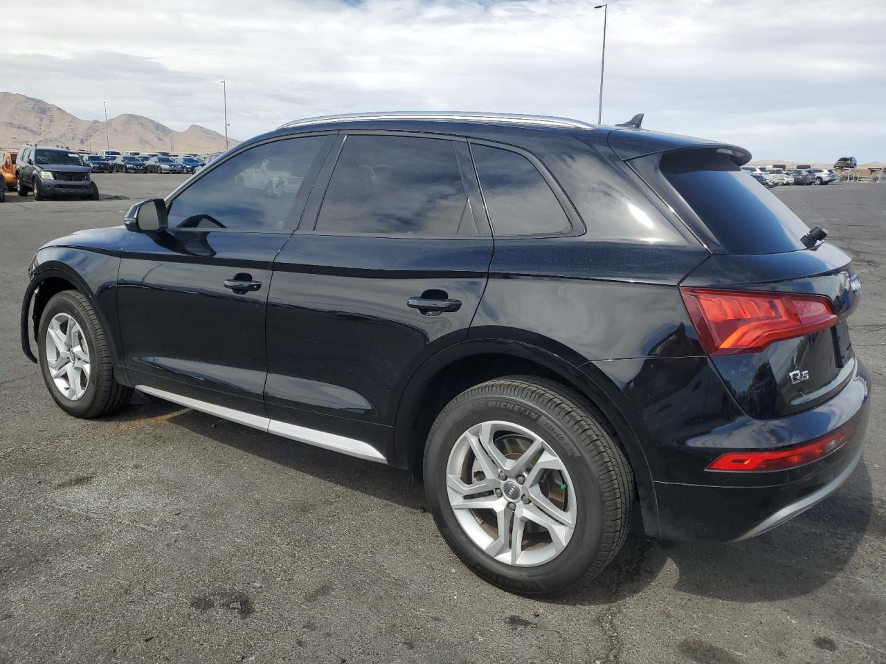 wa1anafy4j2234330 WA1ANAFY4J2234330 2018 Audi Q5 Premium