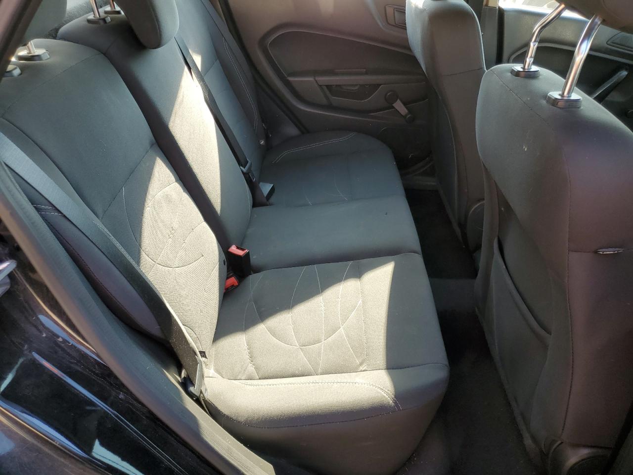 2018 Ford Fiesta S VIN: 3FADP4AJ3JM100254 Lot: 62585445