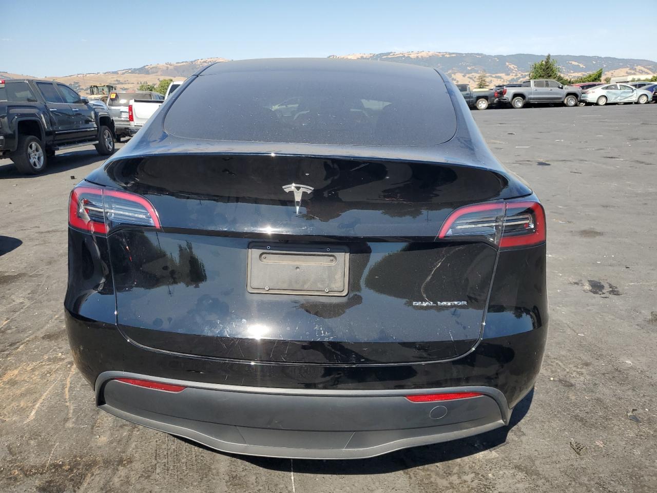 2023 Tesla Model Y VIN: 7SAYGDEE8PF744132 Lot: 63403935