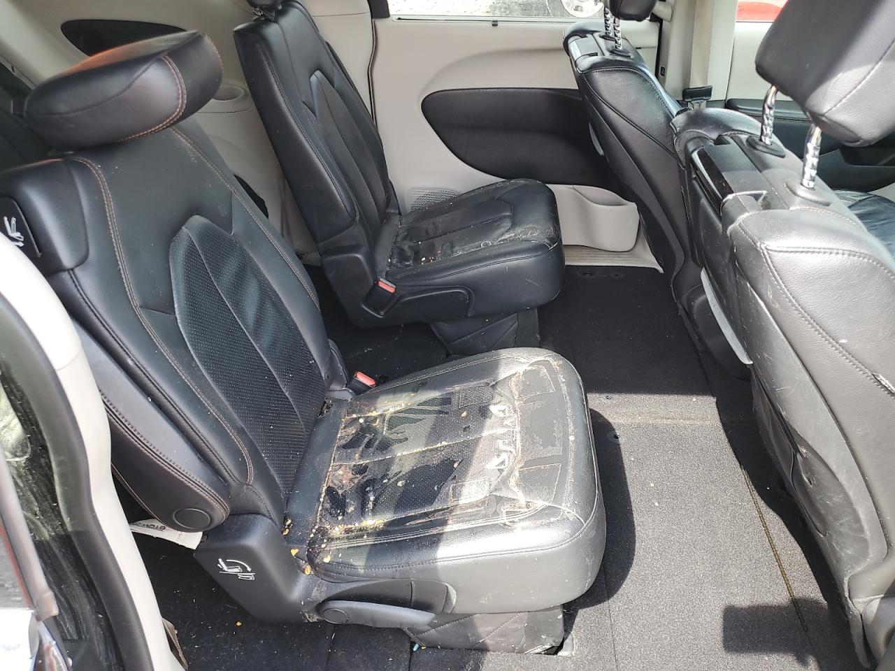 2018 Chrysler Pacifica Touring L Plus VIN: 2C4RC1EG4JR235342 Lot: 64899695
