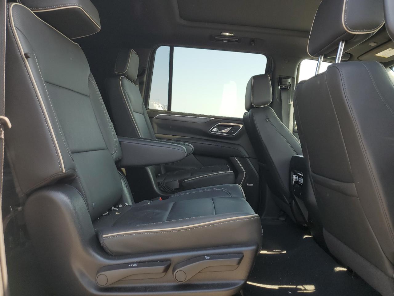 1gks2gkd6rr140837 1GKS2GKD6RR140837 2024 GMC Yukon Xl K1500 Slt