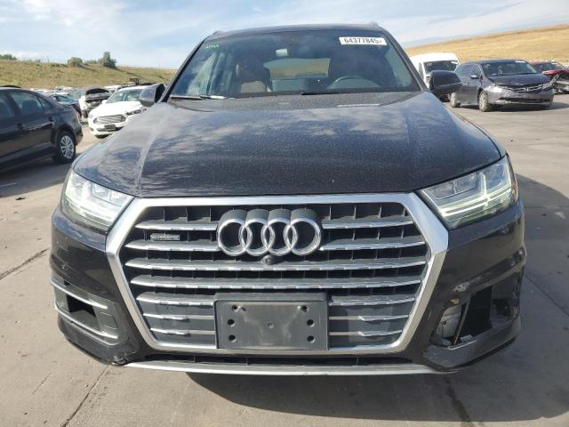  AUDI Q7 2017 Черный