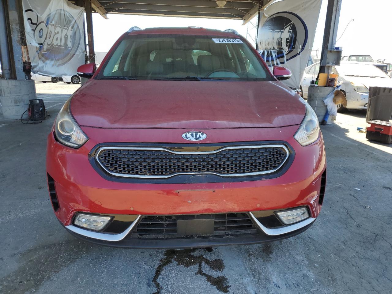 2018 Kia Niro Touring VIN: KNDCE3LC3J5139470 Lot: 65439575
