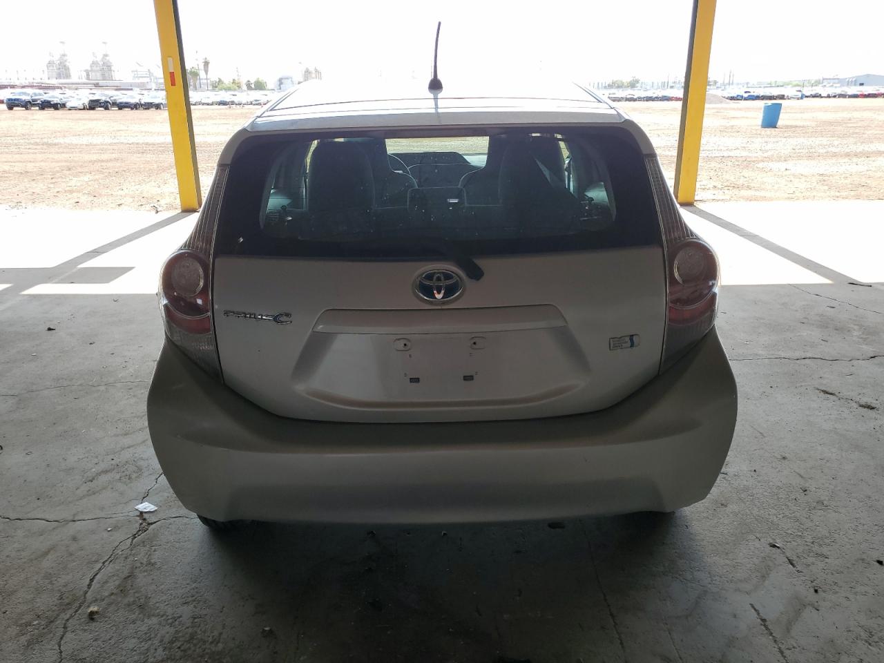 2013 Toyota Prius C VIN: JTDKDTB31D1056387 Lot: 63293315