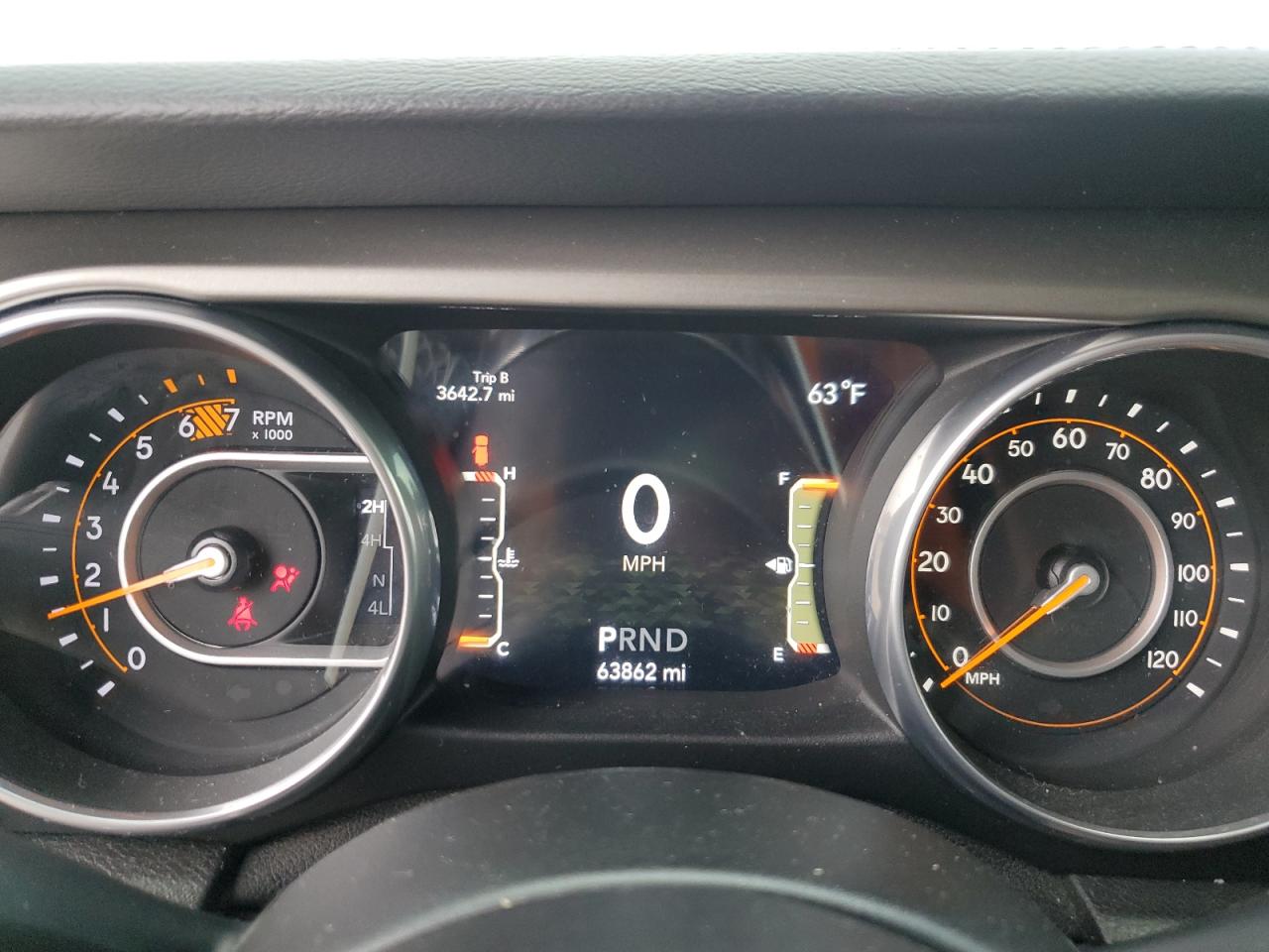 2018 Jeep Wrangler Unlimited Sahara VIN: 1C4HJXEN5JW245923 Lot: 64759585