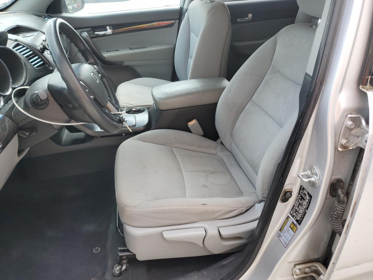 2011 Kia Sorento Base VIN: 5XYKT3A1XBG022254 Lot: 64931245
