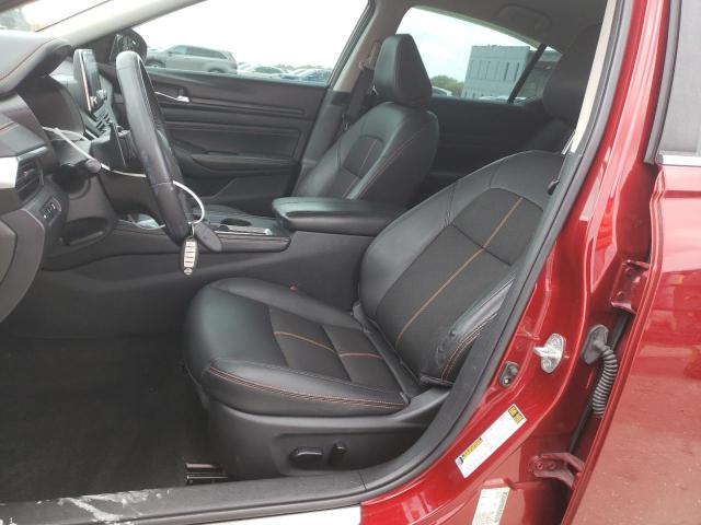  NISSAN ALTIMA 2019 Красный