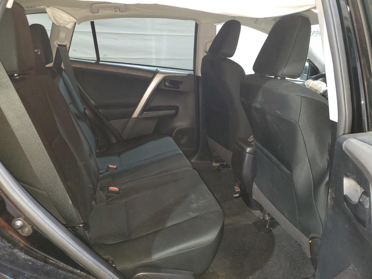 2017 Toyota Rav4 Le VIN: 2T3BFREV1HW687092 Lot: 66341395