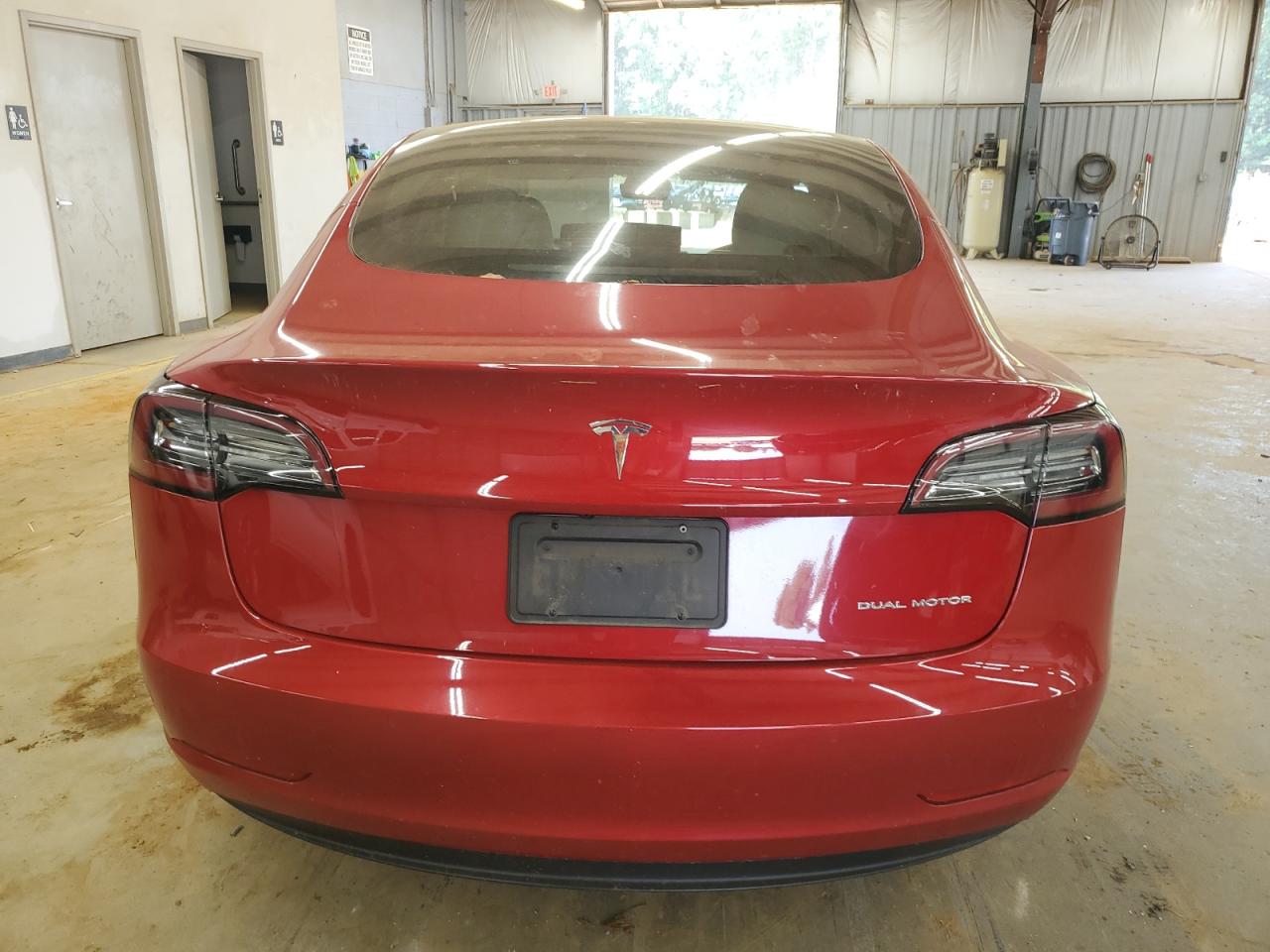 2022 Tesla Model 3 VIN: 5YJ3E1EB5NF182074 Lot: 64267225