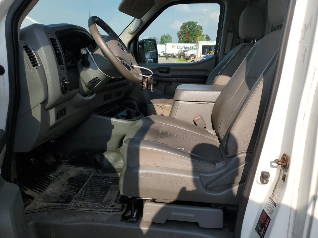 1n6bf0ky5hn810925 1N6BF0KY5HN810925 2017 Nissan Nv 1500 S