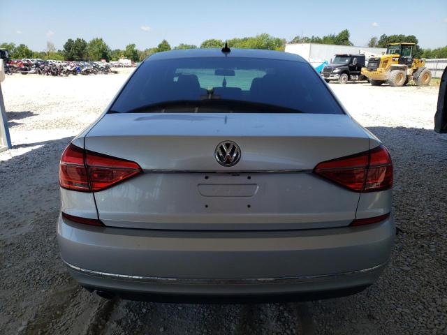 Sedans VOLKSWAGEN PASSAT 2016 Silver