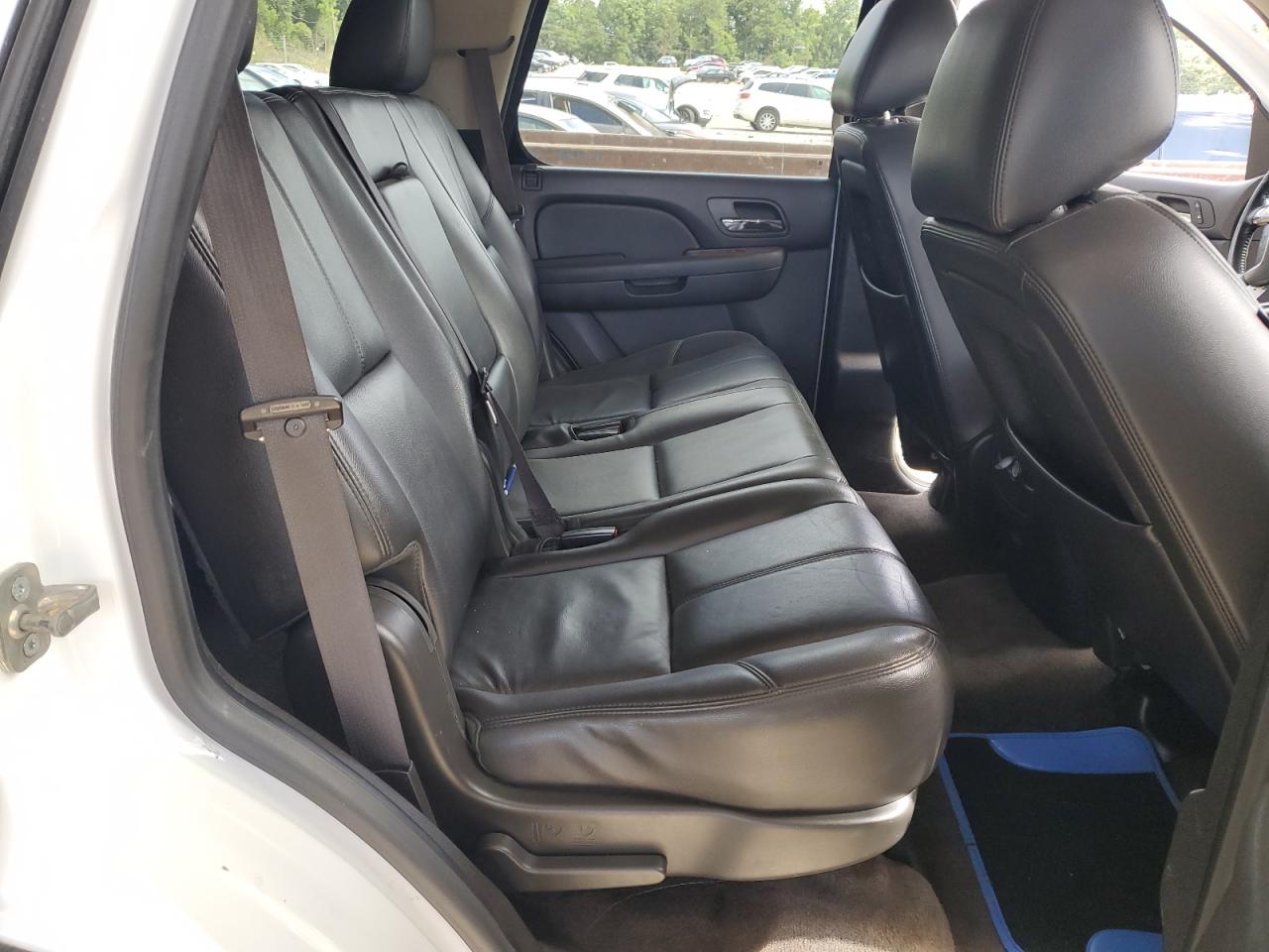 2013 Chevrolet Tahoe C1500 Lt VIN: 1GNSCBE06DR323630 Lot: 64750105