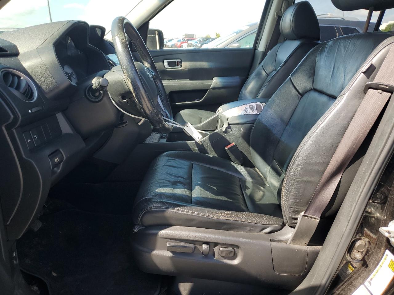 2011 Honda Pilot Touring VIN: 5FNYF3H93BB010709 Lot: 62604055