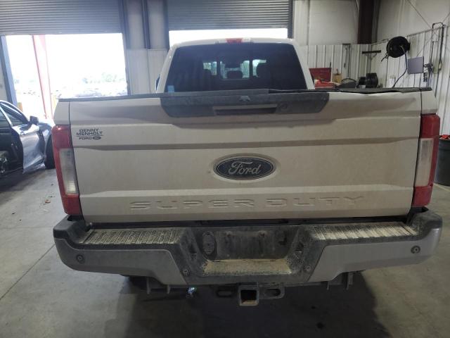 Pickups FORD F350 2017 White