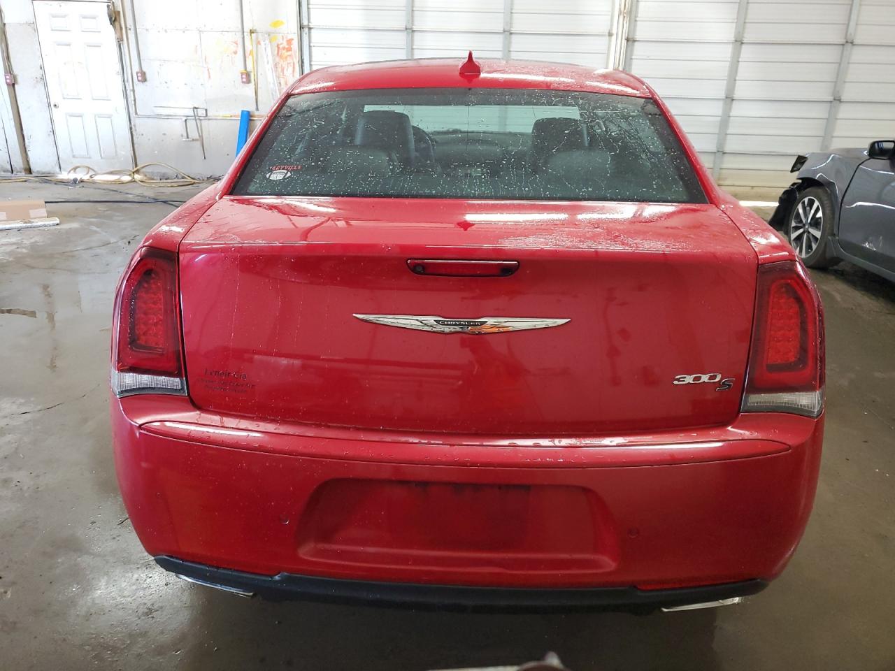 2015 Chrysler 300 S VIN: 2C3CCABG2FH781164 Lot: 65062675