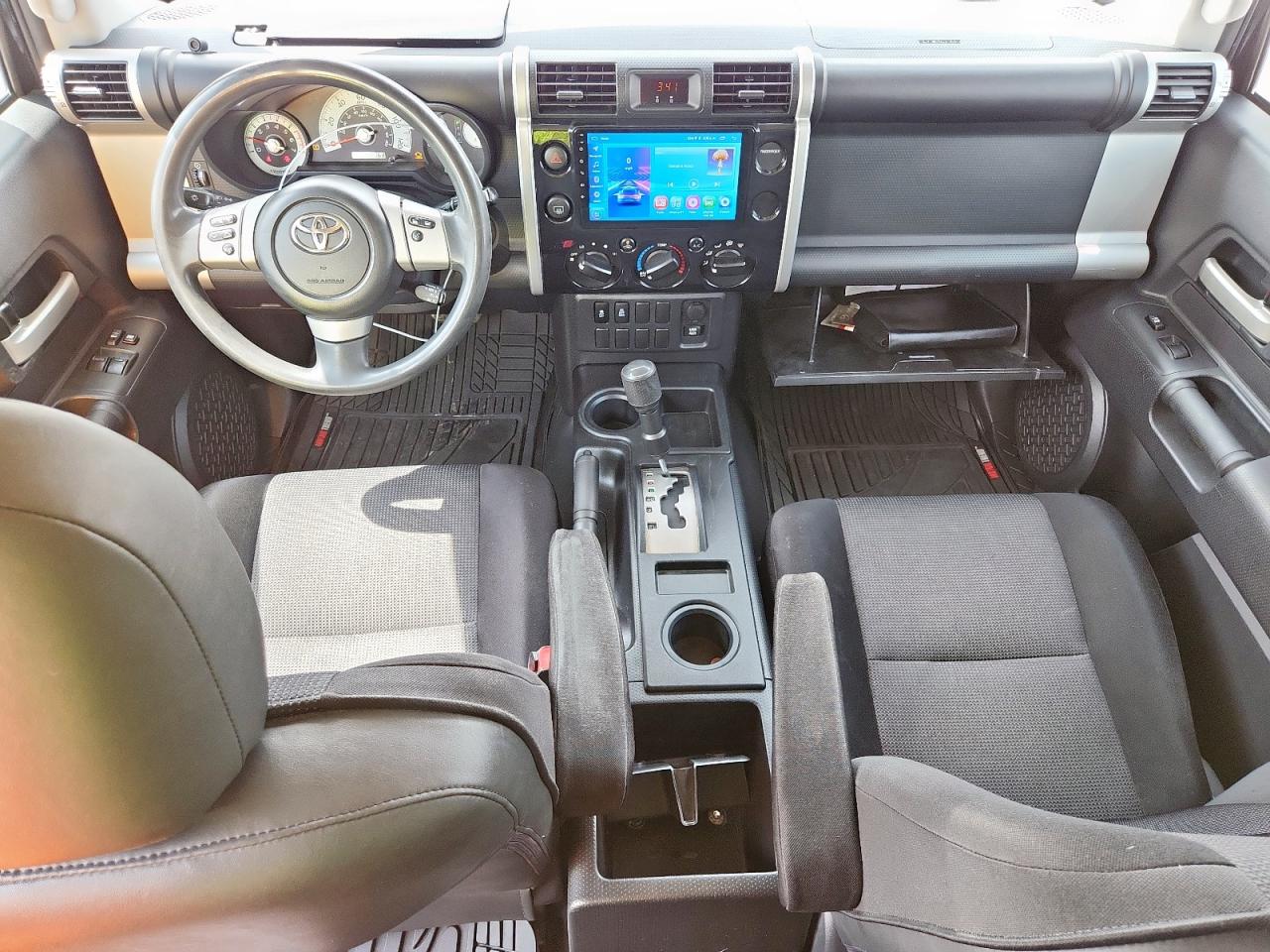 2011 Toyota Fj Cruiser VIN: JTEZU4BF2BK010858 Lot: 64424355