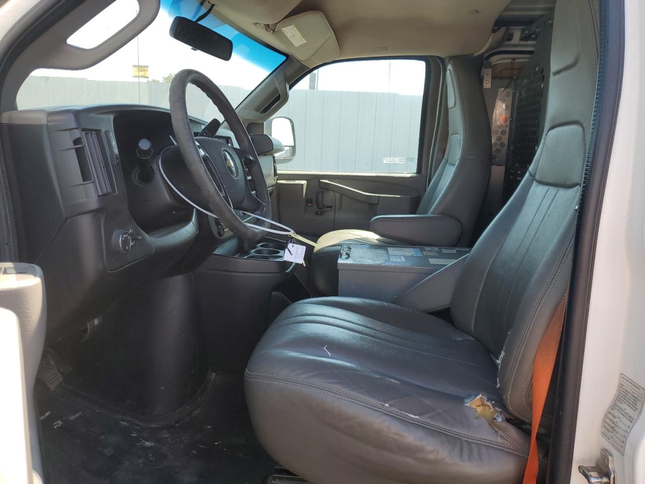 2016 Chevrolet Express G2500 VIN: 1GCWGAFF3G1235956 Lot: 65380955