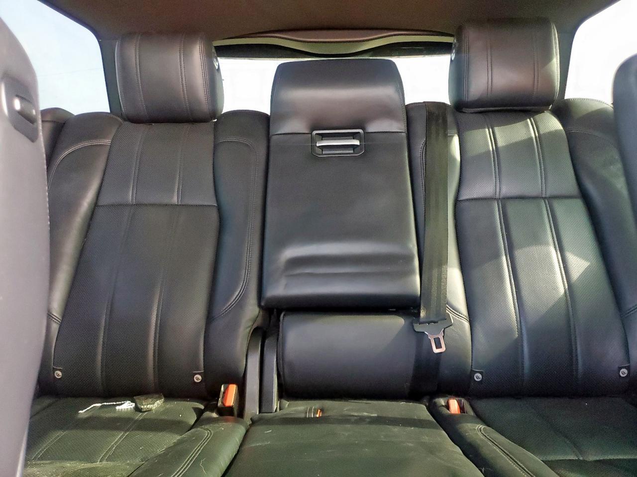2016 Land Rover Range Rover Hse VIN: SALGS2KF9GA252185 Lot: 65186205