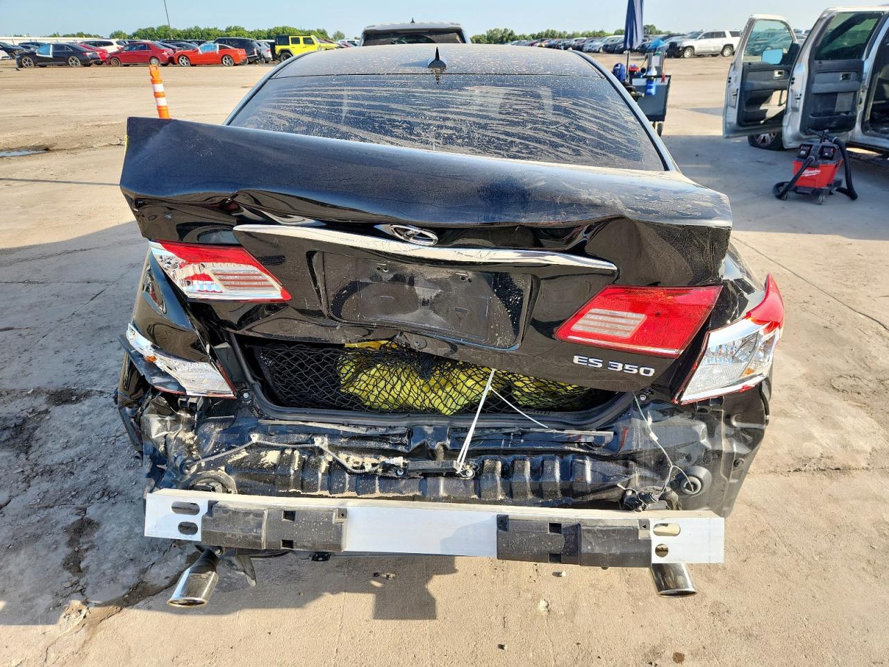 2011 Lexus Es 350 VIN: JTHBK1EG0B2439526 Lot: 64099895