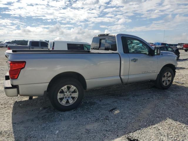  NISSAN TITAN 2018 Silver