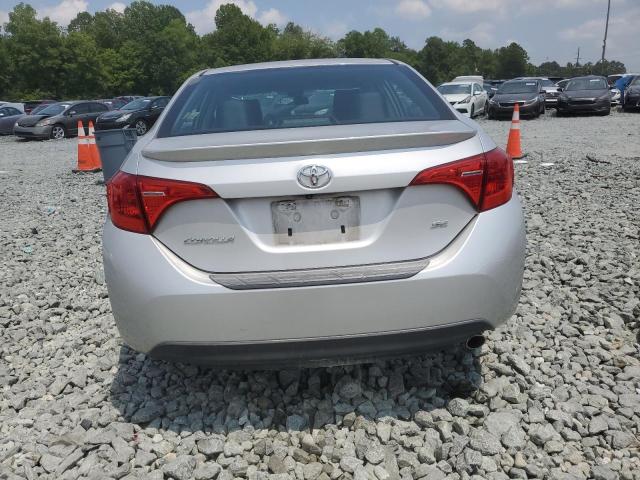  TOYOTA COROLLA 2018 Srebrny