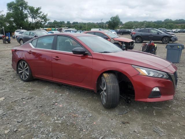  NISSAN ALTIMA 2019 Czerwony