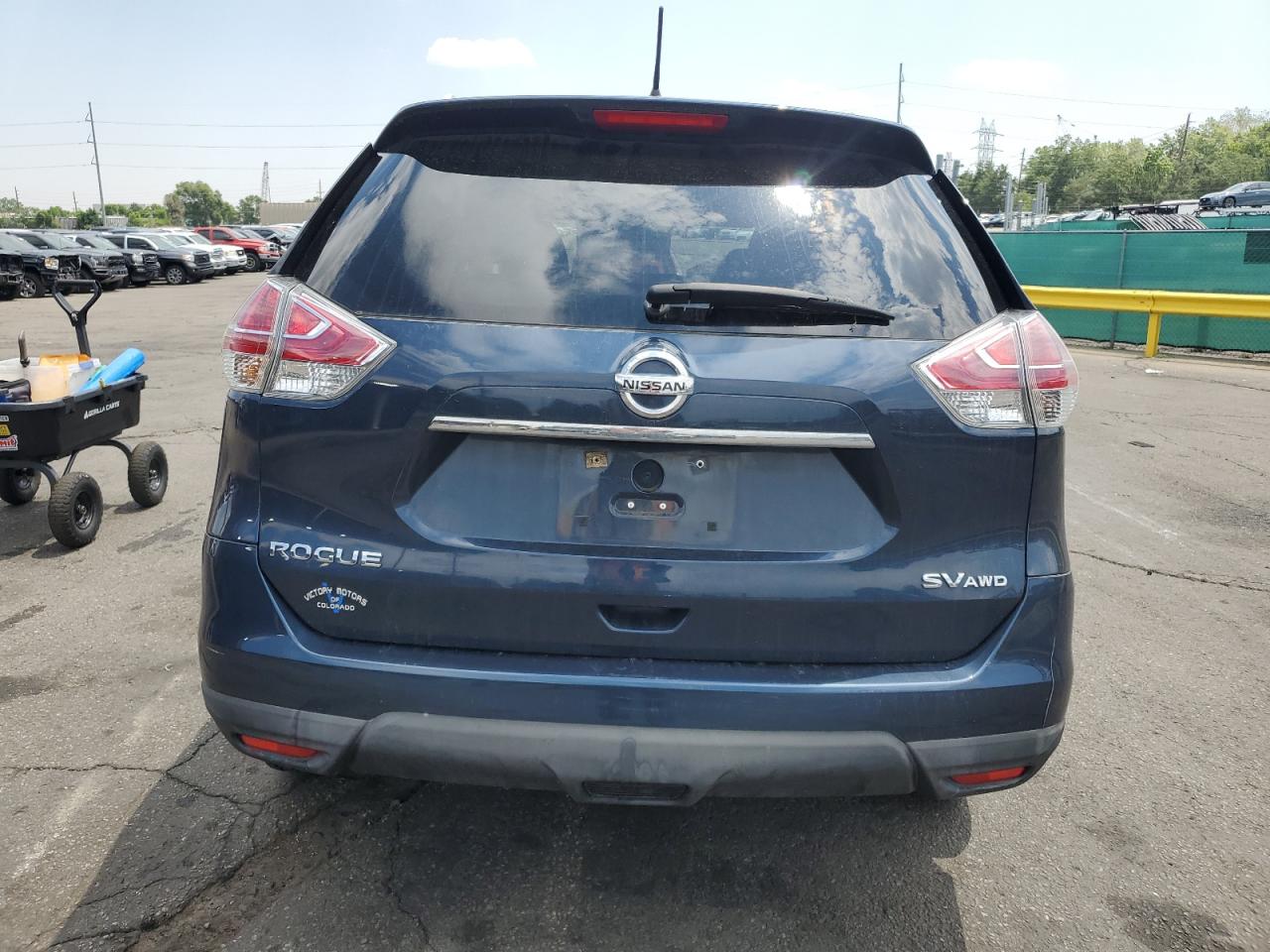 2015 Nissan Rogue S VIN: 5N1AT2MV0FC904401 Lot: 65380315