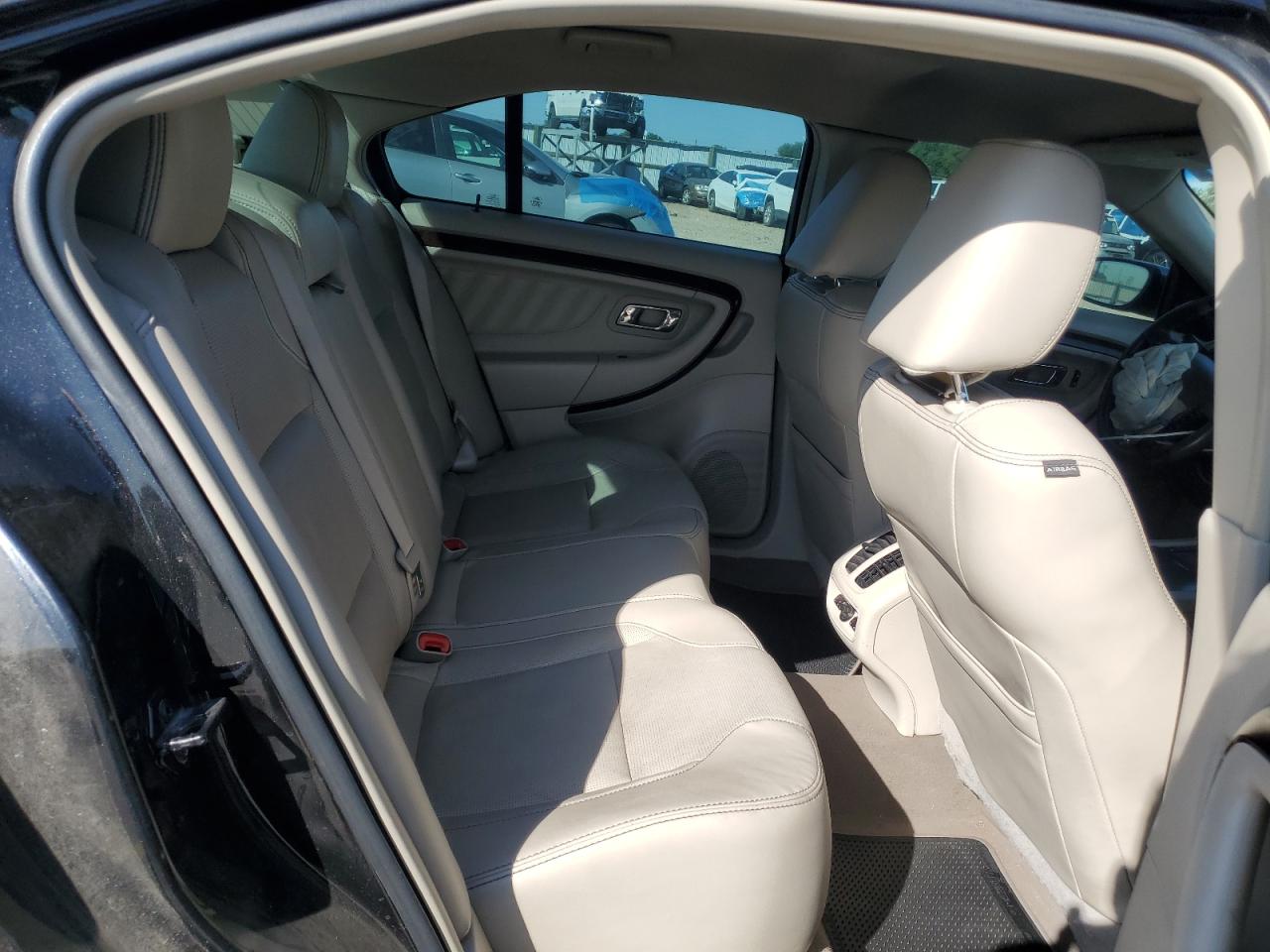 2010 Ford Taurus Limited VIN: 1FAHP2FW7AG121340 Lot: 64750265
