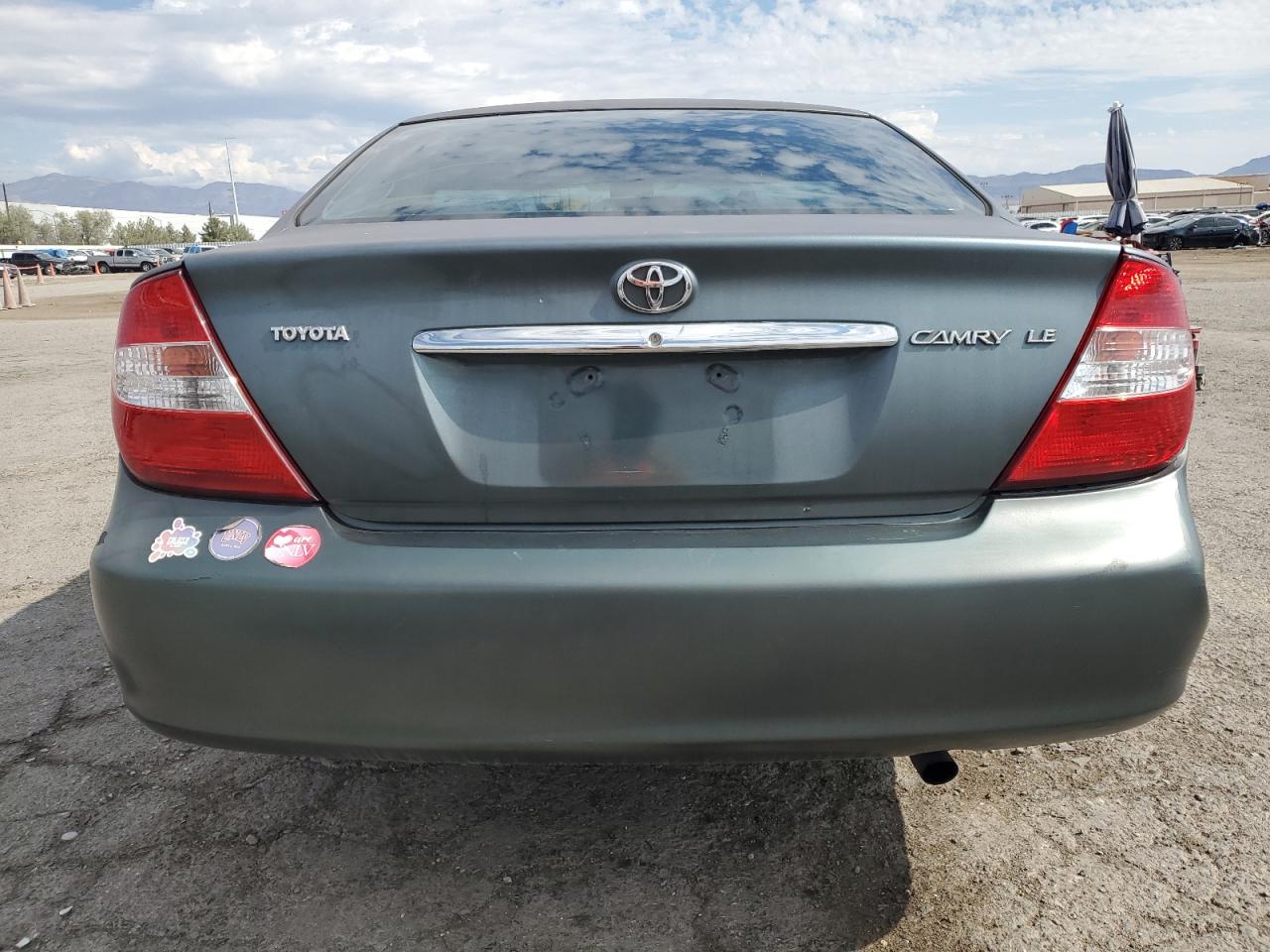 2003 Toyota Camry Le VIN: 4T1BE32K13U768086 Lot: 64808065