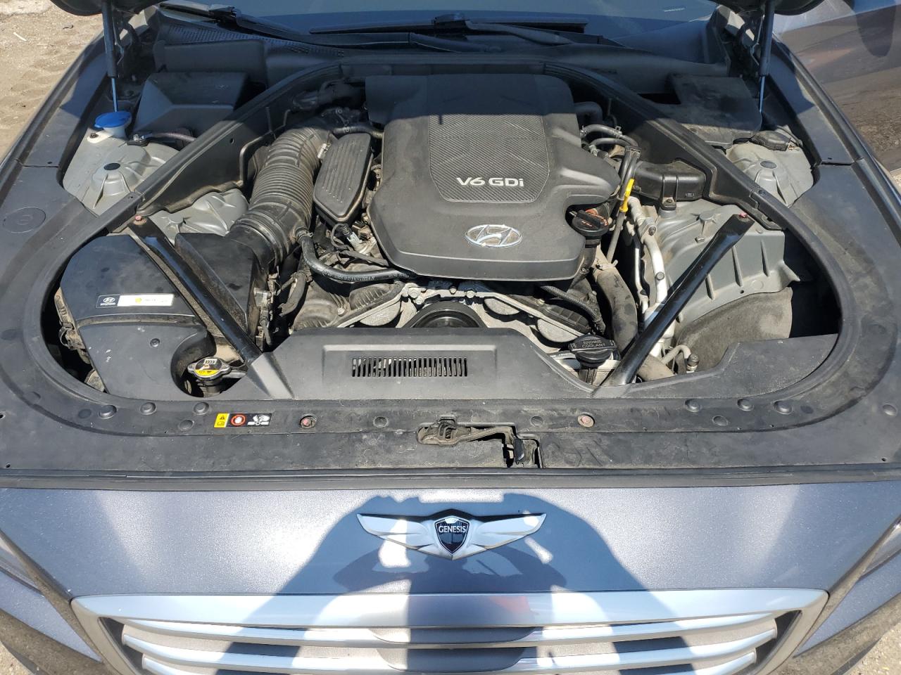 2015 Hyundai Genesis 3.8L VIN: KMHGN4JE8FU073728 Lot: 65407245