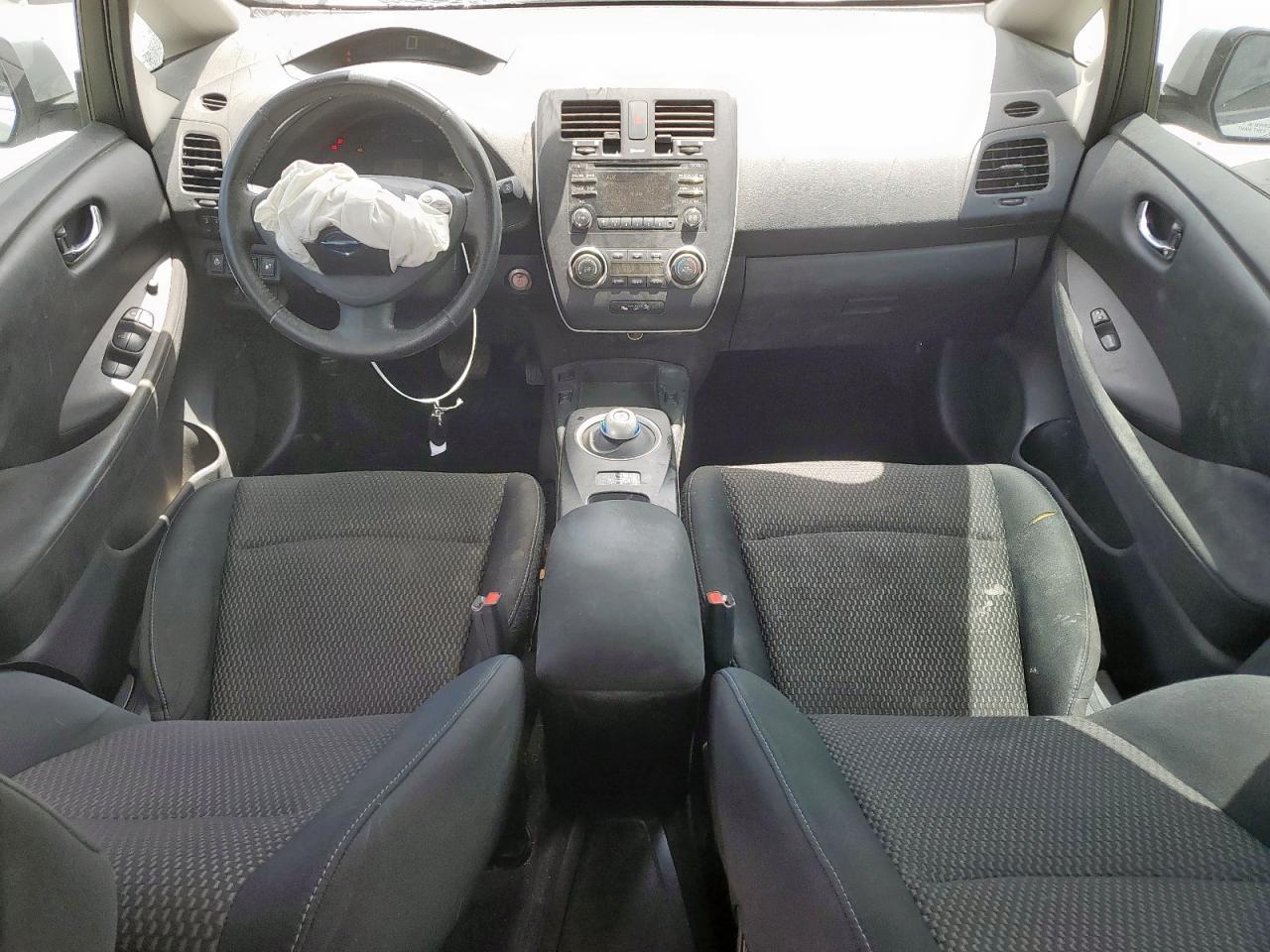 2015 Nissan Leaf S VIN: 1N4AZ0CP0FC307846 Lot: 63156635