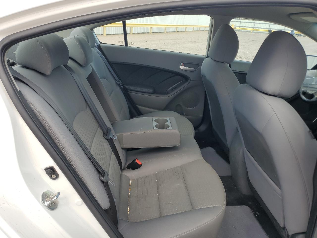 2017 Kia Forte Lx VIN: 3KPFL4A76HE047461 Lot: 67100985