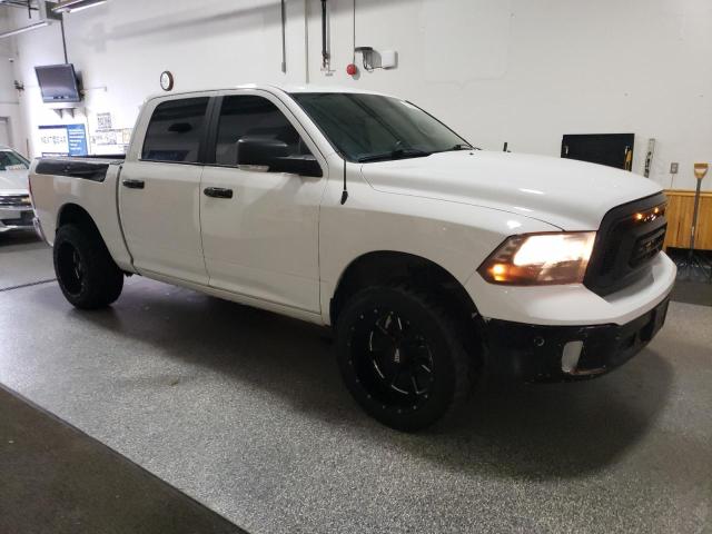 Pickups RAM 1500 2017 Biały