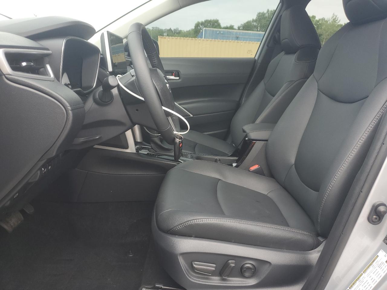 2025 Toyota Corolla Cross Xle VIN: 7MUDAAAG7SV120996 Lot: 62856625